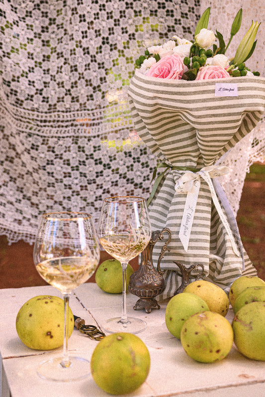 Linen & Bloom