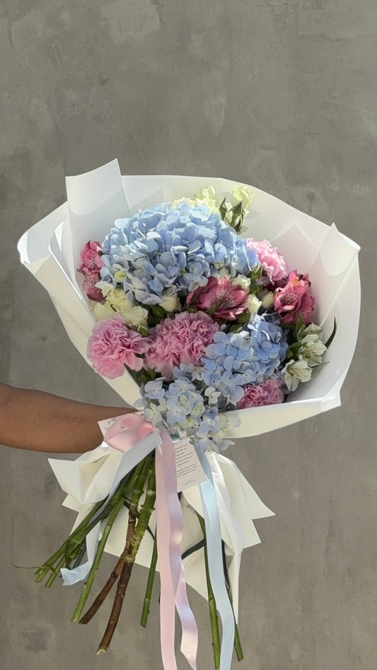 Marie Antoinette Bouquet
